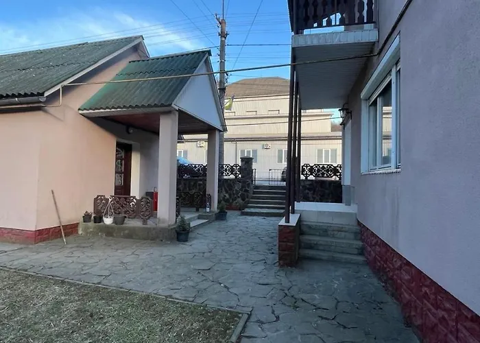 річкова 招待所 波利亚纳