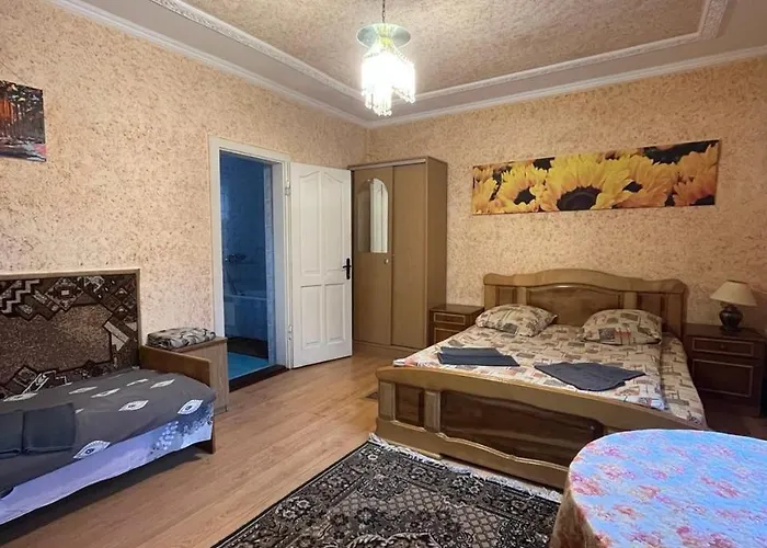 річкова 波利亚纳